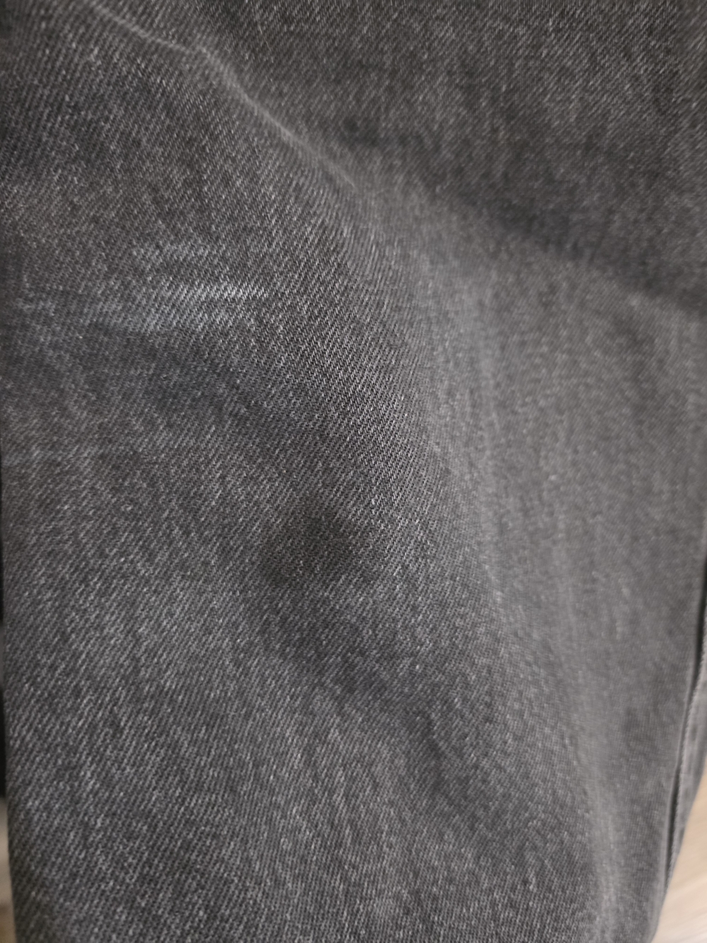 Levi's Black Straight Men’s Jeans - Classic Five-Pocket Denim - Picture 5 of 12